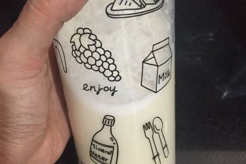 过期的牛奶可以浇花吗